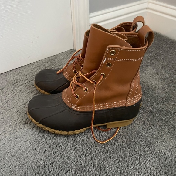 Gently used Bean Boots - Picture 2 of 5